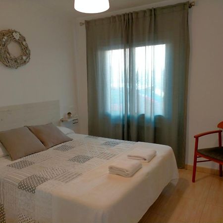 Apartamentos Costa Brava Las Vistas Сан-Фаліу-да-Ґішулс Номер фото
