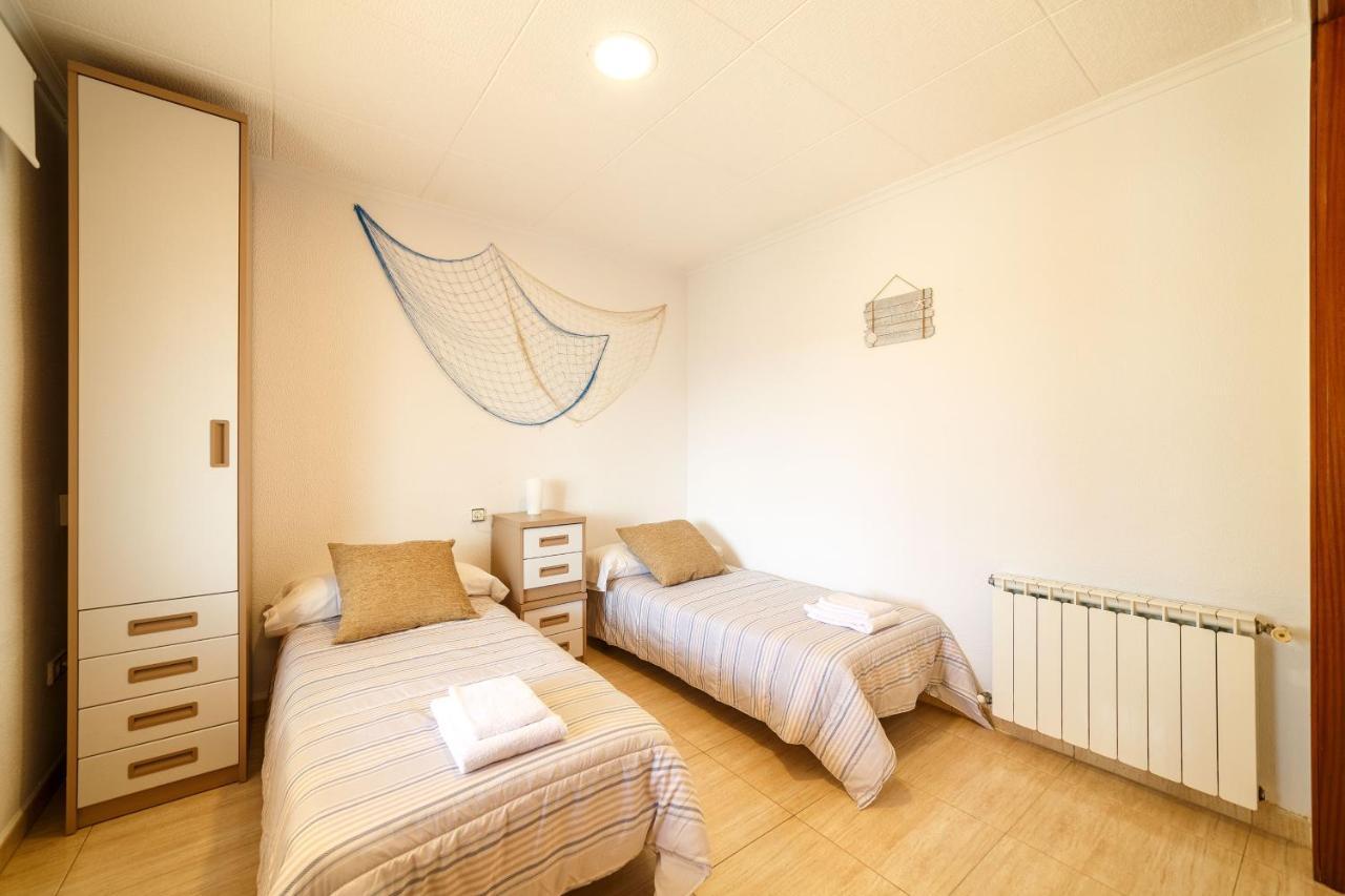 Apartamentos Costa Brava Las Vistas Сан-Фаліу-да-Ґішулс Екстер'єр фото