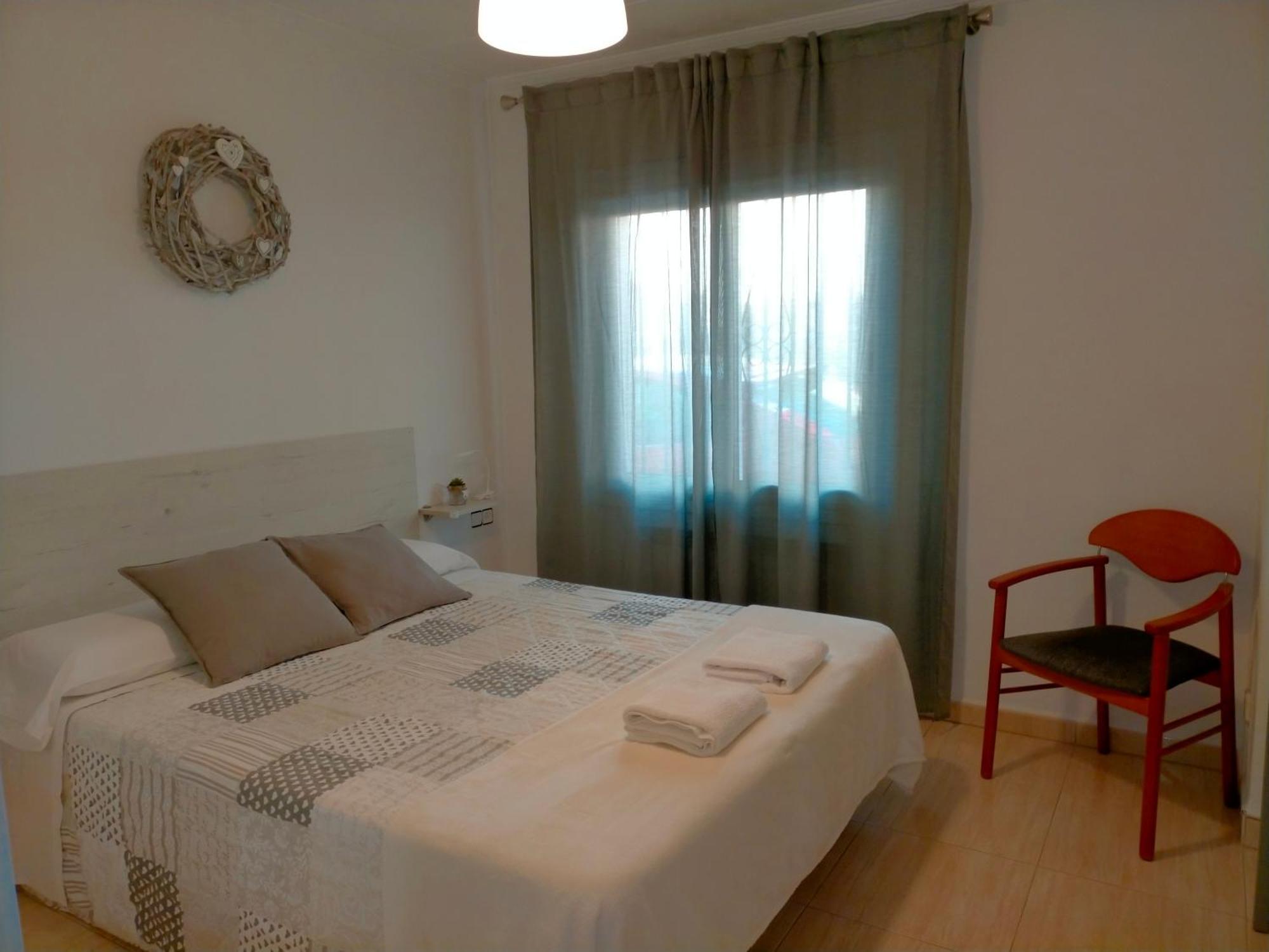 Apartamentos Costa Brava Las Vistas Сан-Фаліу-да-Ґішулс Номер фото
